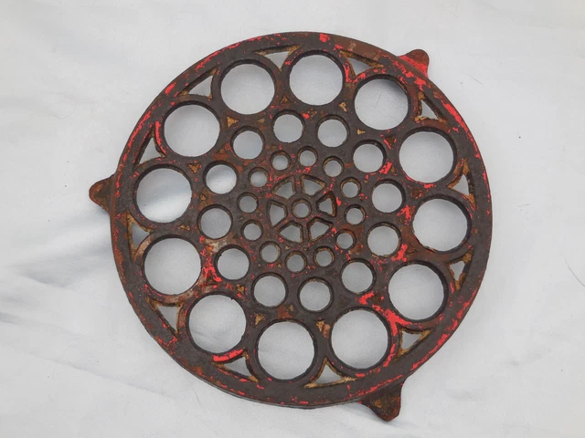 Dessous De Plat Rond En Fonte TAMUME Motif Floral - Protection Table 19,5 Cm