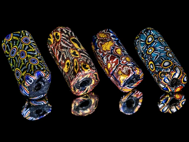 A Set of 4 Uncommon Antique Venetian Millefiori African Trade Beads M00157