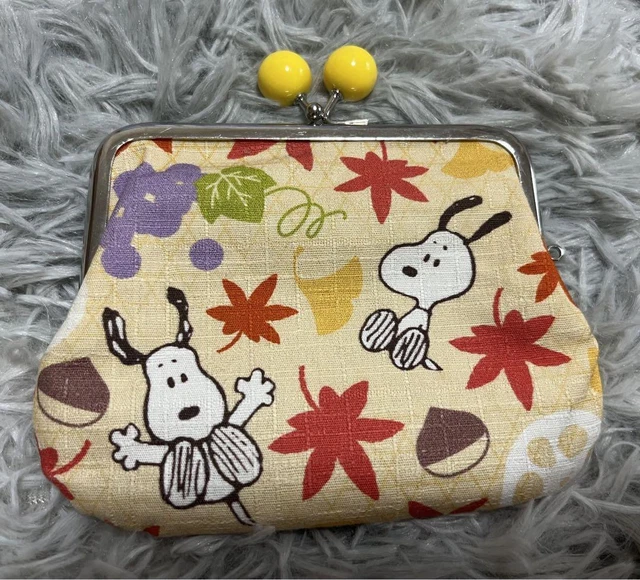 Limited To Snoopy Chaya Gama Mouth Wallet Free Shipping