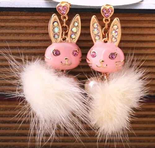 Betsey Johnson White Fur Pearl Pink Enamel Crystal Heart Bunny Rabbit Earrings