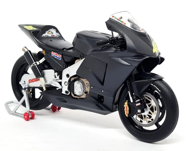 MINICHAMPS 1/12 HONDA RC211V 2002 Valentino Rossi Repsol