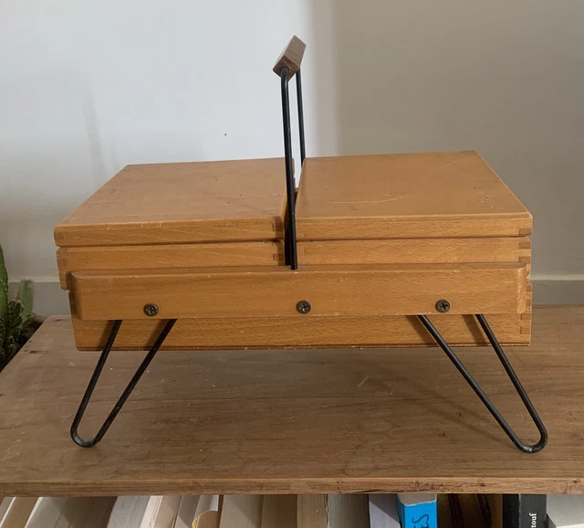 Boîte De Rangement Vintage En Bois Et Métal - Pour Bobines Ou Outils - Ancienne, état Correct Avec Traces D'usure