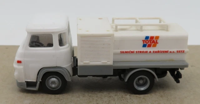 Véhicules Miniatures IGRA - Échelle H0 / 1:87 - Voitures Et Camions - Occasion