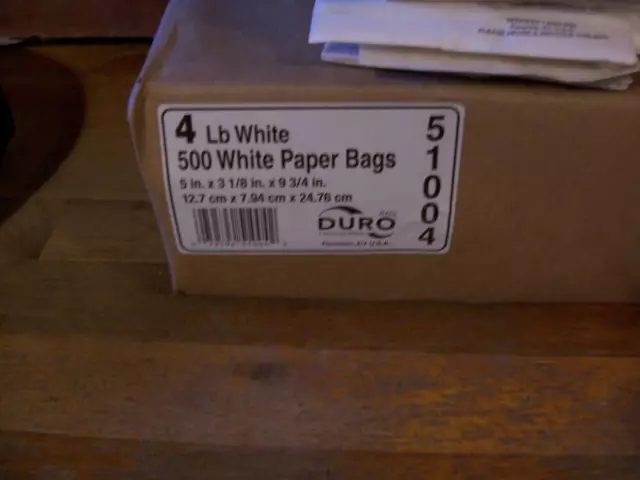 Duro white paper bags size 4 approx 5 x 9 OVER 800! 2