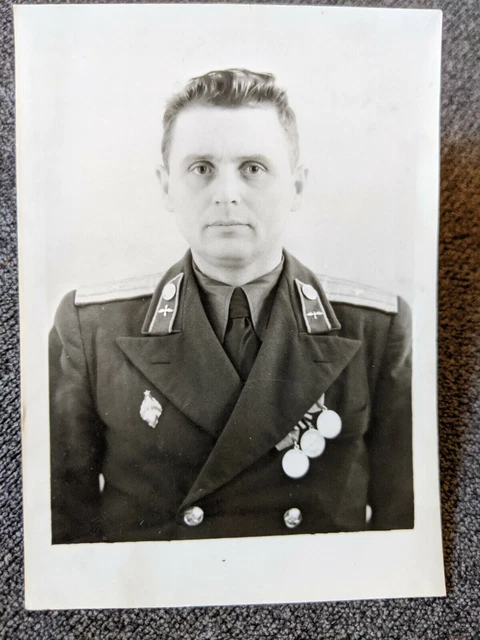 PORTAITFOTO RUSSISCHER SOLDAT Offizier Sowjetunion Ordensspange ...
