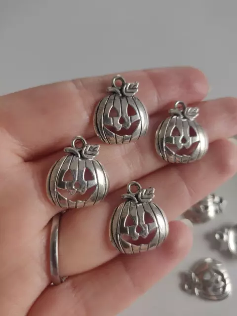 15 Tibetan Silver Pumpkin Halloween Charm Pendant 18x16mm