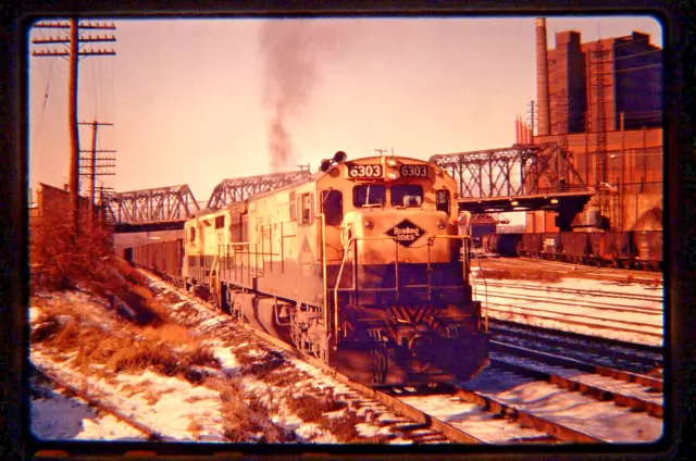 Dupl. slide  Reading  RDG  U30C  #6303  Bethlehem, PA  12-30-1970