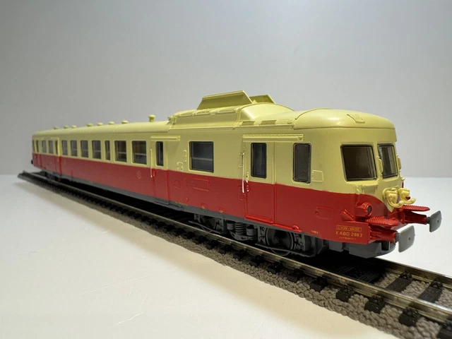 ROCO 04176A - Set Autorail X 2800 remorque ép.IV de la SNCF en HO