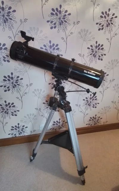 SKY-WATCHER BK 1309 EQ2 Astronomical Reflector Telescope