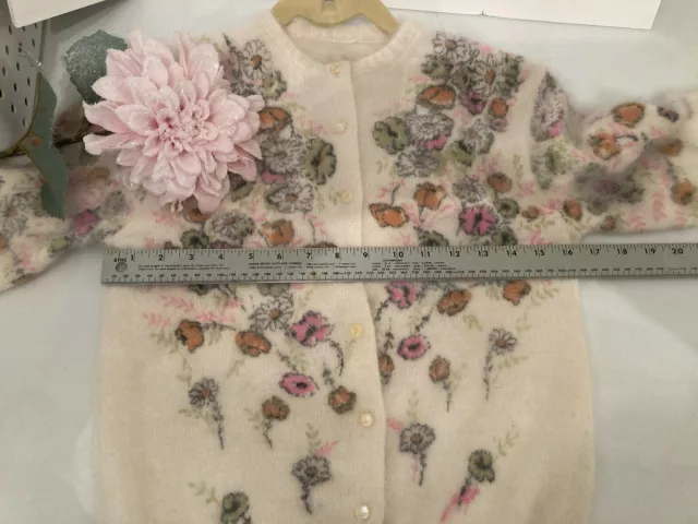 Pastel Vtg Cardigan Sweater Floral Cashmere-Angora? Ivory Multi Color Sz S M ?