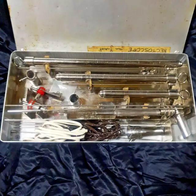 Ancien coffret endoscope Médical  Chirurgien