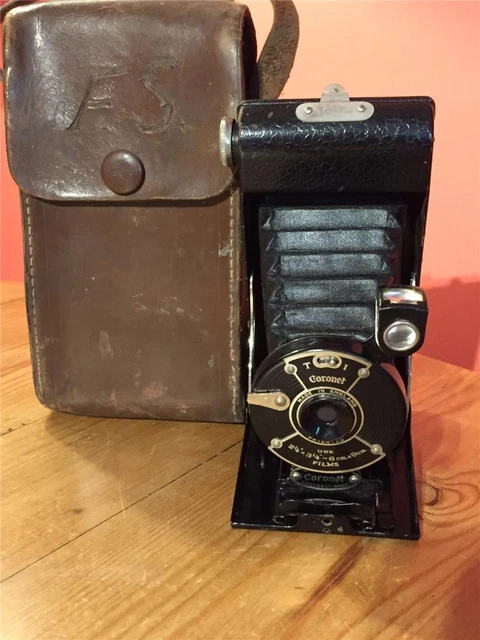 981P Antique AGC Folding Camera with Spirit Level.Aplanat Rapid Lens F=130mm