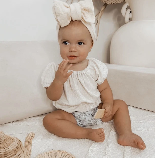 Handmade soft comfy Big bow chunky knit quality baby bow headband super stretch
