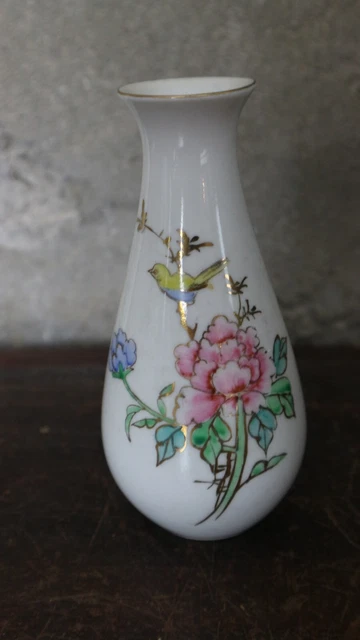 Jacques BLIN  1920-1995  : Petit Vase En Faïence émaillée De Forme Ovoide A Fond Vert