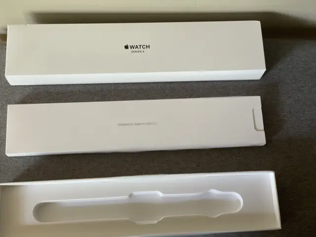 Apple Watch Series 3 EMPTY BOX ONLY 38mm Space Gray Aluminum