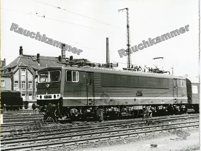 altes Baryt-Foto DR 250 017-1 Leipzig 198_ - ca 18x24 B13110