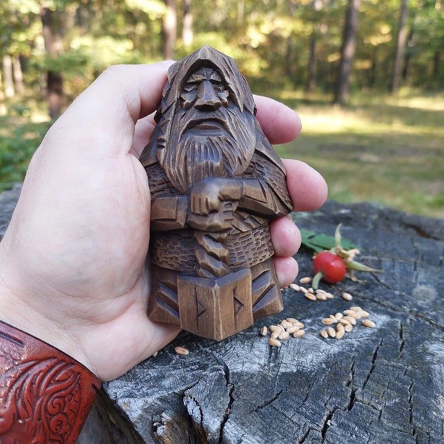 Gnome Statue Undeformable Auspicious Design Waterproof Gnome Statue Long Lasting
