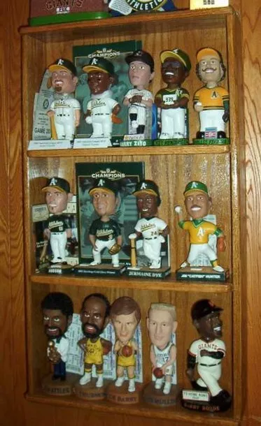 oak bobble head nodder display case plexiglas front