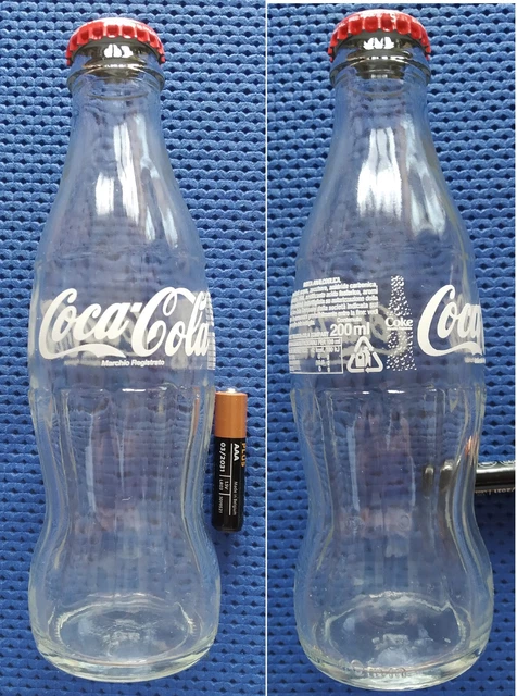 Bottiglia Di Coca Cola Vintage 2002 Da 200 Ml Diametro 40 Mm Con Tappo Originale