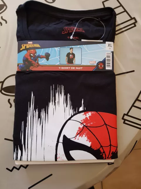 T-Shirt  **Spiderman**