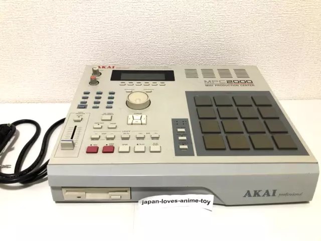 Séquenceurs Akai MPC2000 Center Studio Samplers non testés en provenance du...