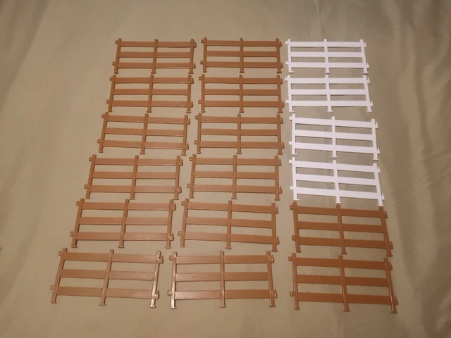 Breyer Fencing Lot Of 22 Pieces