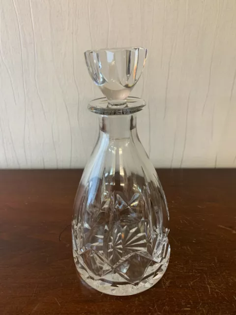 Carafon en cristal de Baccarat ? Saint Louis ?