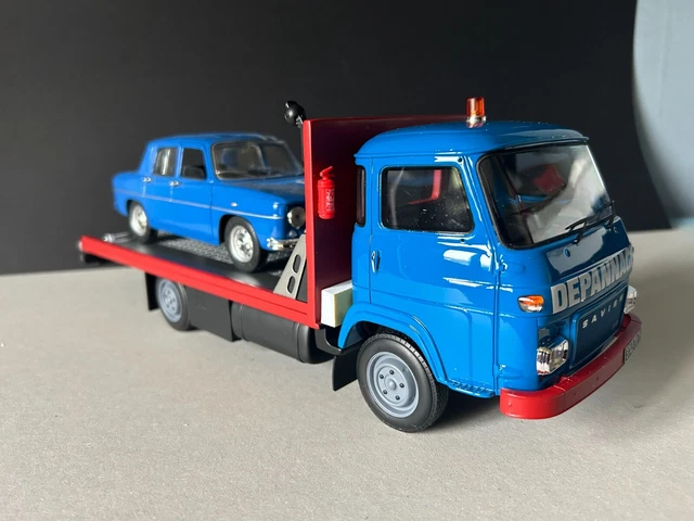 ASSITANCE RALLYE SAVIEM SG 2 LONG TEAM RENAULT SPORT 1/43e