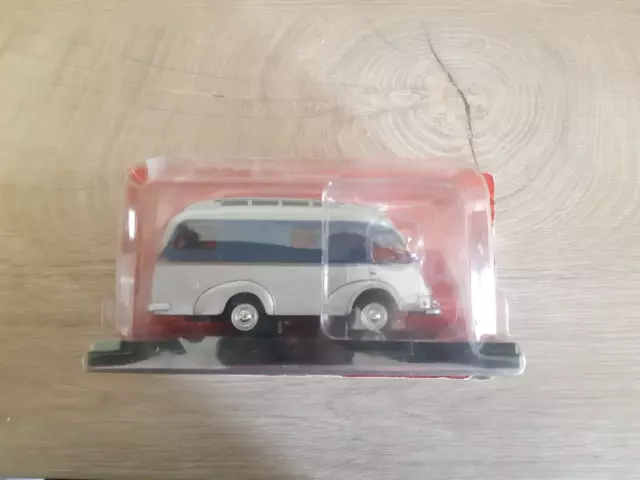 hachette Renault 1400 kg camping car Digue 1/43
