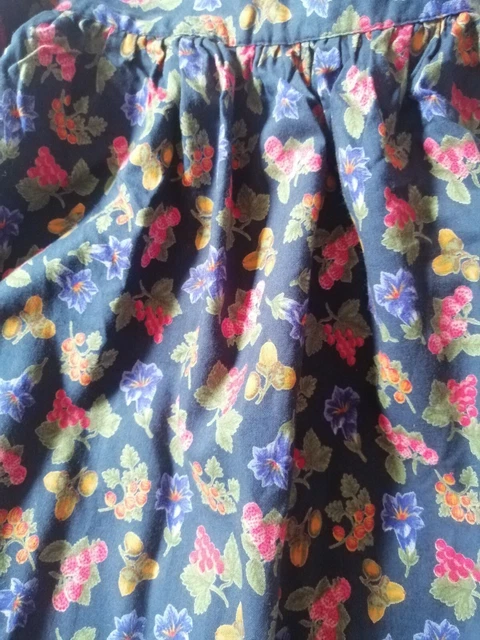 Sportalm grembiule blu fiori Trachten Dirndl Wiese
