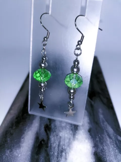 Boucles d'oreilles perles en cristal vert