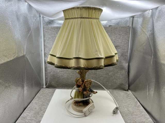 Hummel Figura 235 Lampada da Tavolo 45 CM Alta Con Schermo - 1 Wahl - Top Stato