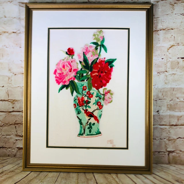 De colección Hecho a Mano Aguja de Cretura Trabajo Enmarcado Floral 19.5"" x 25.5"" Hermosa Años 60 70