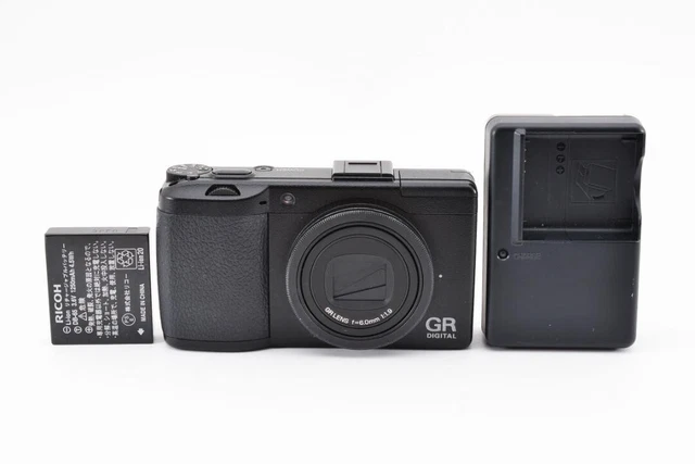 RICOH GR DIGITAL III Black Digital Camera 10MP 1/1.7" CCD Screen Size 3 F1.9
