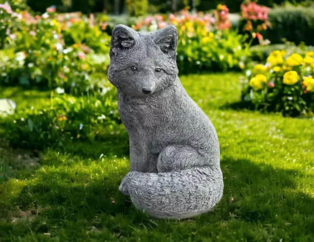 Realistic Fox Statue Wild Animal Sculpture Outdoor Garden Fox Decoration 12"