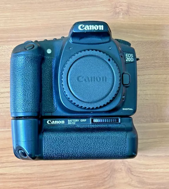 Canon EOS 20D 8.2 Megapixel DSLR body and accessories