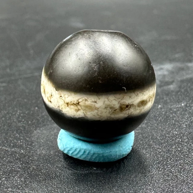 Ancient Rare Pyu Prayer Agate Small Bead With Single Stripe