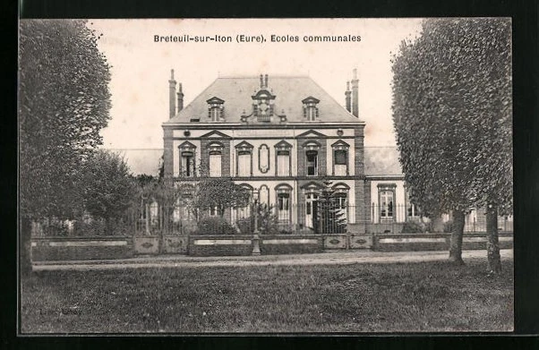 CPA Breteuil-sur-Iton, Ecoles communales