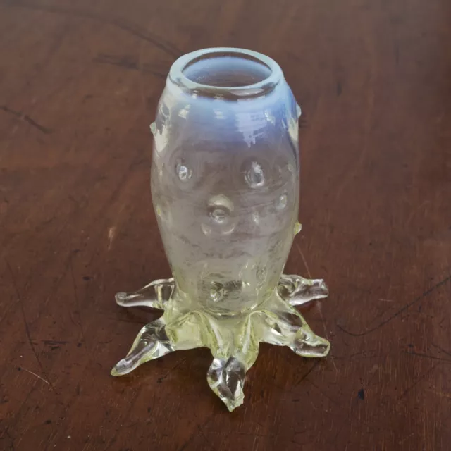 ANTIQUE VICTORIAN 19TH Century John Walsh Vaseline Uranium Glass Thorn