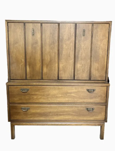 Mid-Century Modern Broyhill Premier Walnut Highboy Dresser Modern Classic Coll..