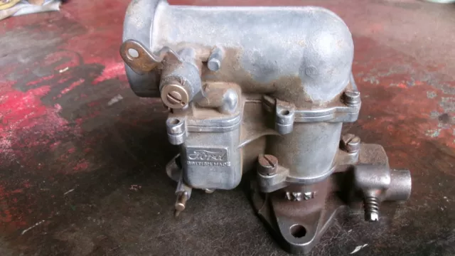 vintage ford E27 carburetor  / FORD  E27  carburettor