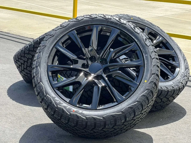 2023 WHEELS RIMS Tires 22