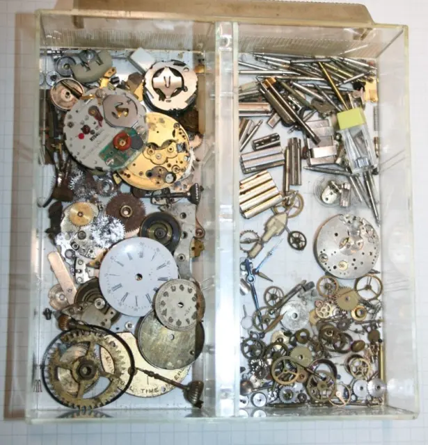 Ersatzteile für Kleinuhren, Taschenuhren, usw.  Aus Uhrmacherwerkstatt.