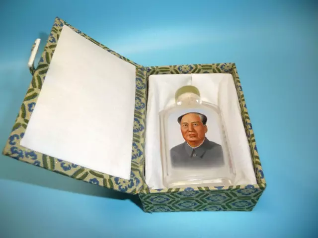 Vintage Chinese Chairman Mao Zedong Glass Painted double Sided Snuff Bottle