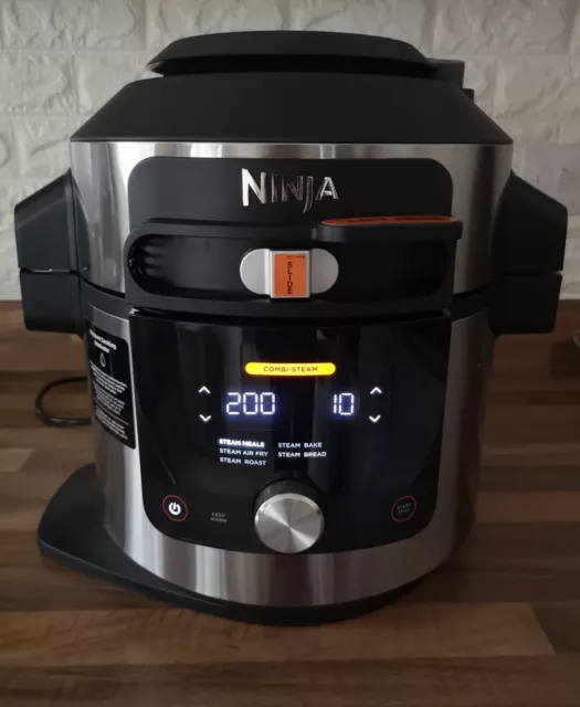 Ninja Foodi MAX 15-in-1 SmartLid Multi-Cooker 7.5L [OL750UK] Smart Cook System