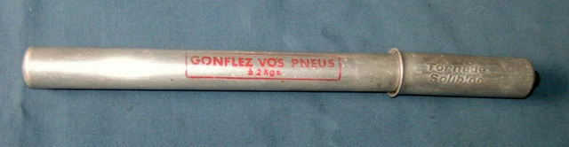 SOLEX   POMPE DE GONFLAGE  en  ALU TORNADE SOLIBLOC  VELOSOLEX  NOMBREUX MODELES