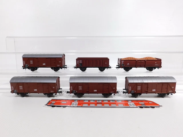 Spur H0 - Walthers Güterwagen 39' Covered Hopper Halliburton HWCX