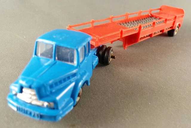 NOREV - Les Micro-miniatures - Modèle n° 1 SIMCA Versailles