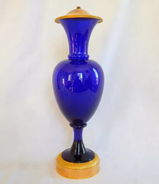 Baccarat Grand Vase Pied De Lampe, Cristal Bleu Cobalt & Monture En Bronze Doré