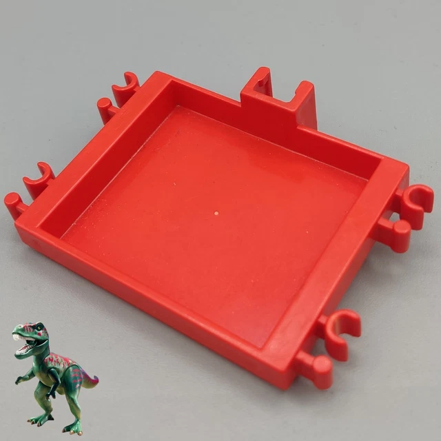 Crème en plastique rouge - France